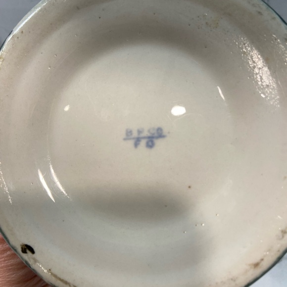 Bell Pottery Findley, Ohio. Antique Large Mug w/hand-painted grapes. - Picture 10 of 13